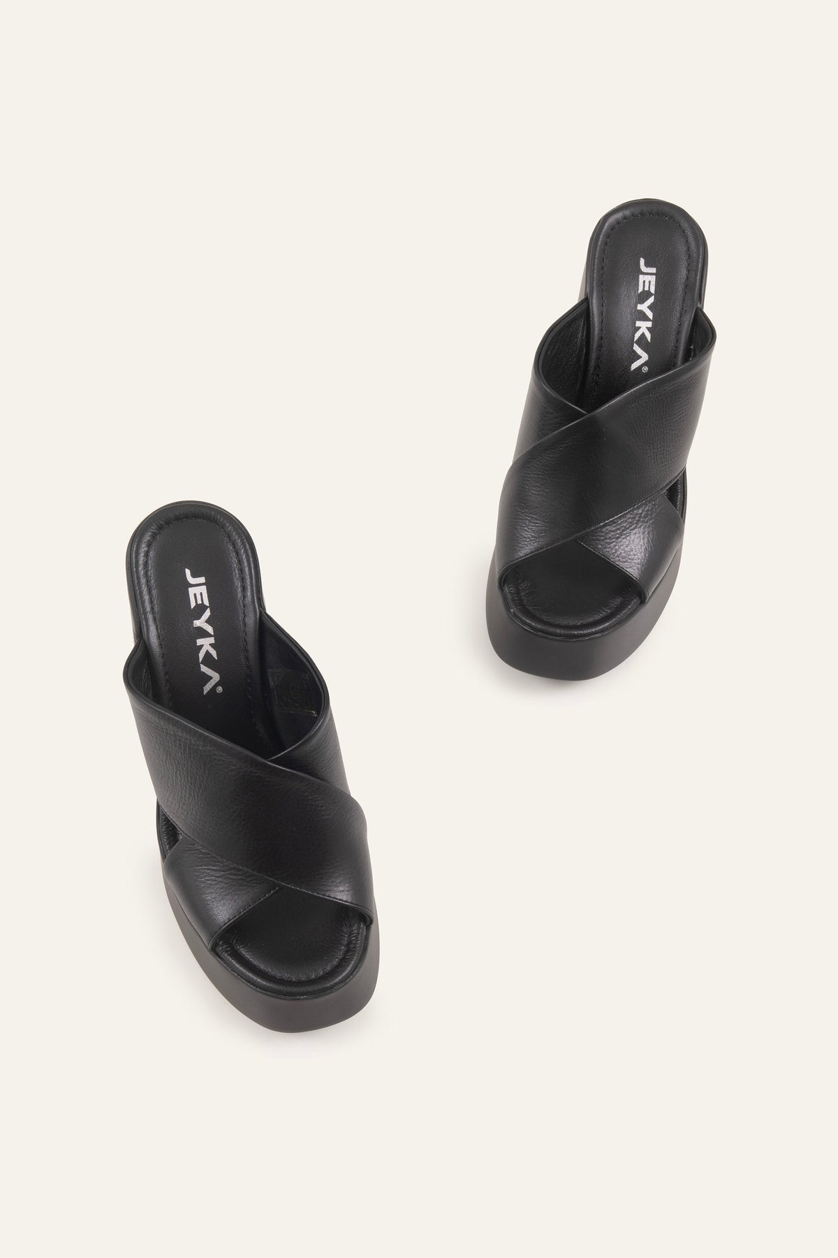 Antibes Genuine Leather Women Platform Heel Mules Black - view 2