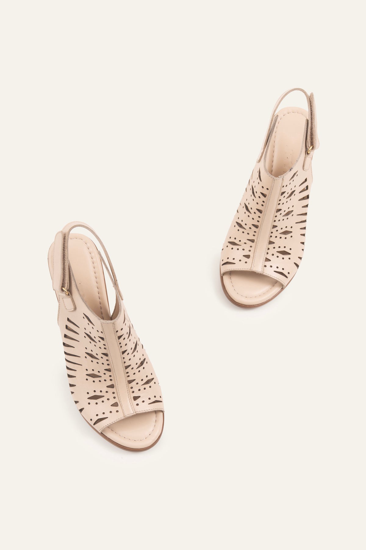 Assos Genuine Leather Women Heeled Sandals Cream - view 4