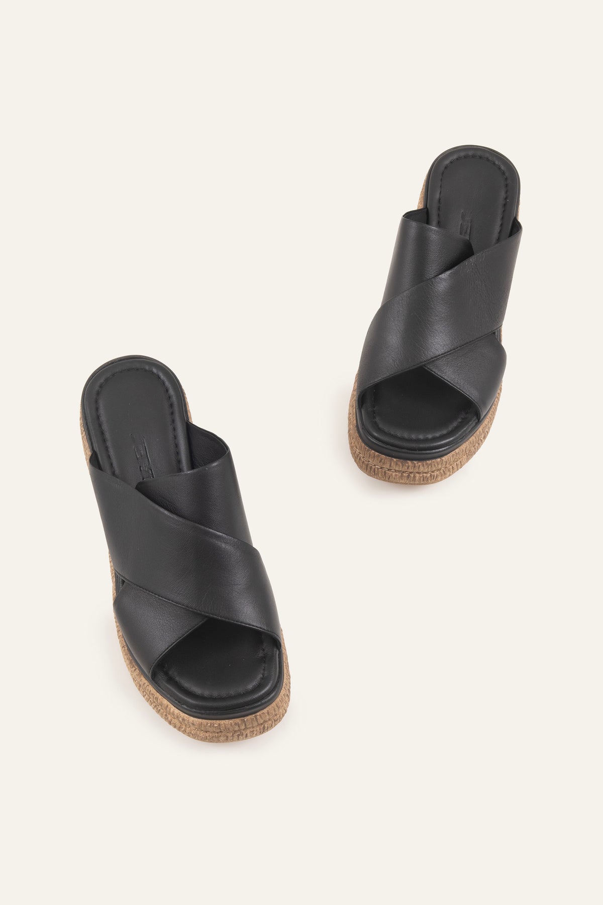 Menorca Genuine Leather Women Espadrille Slides Black - view 4