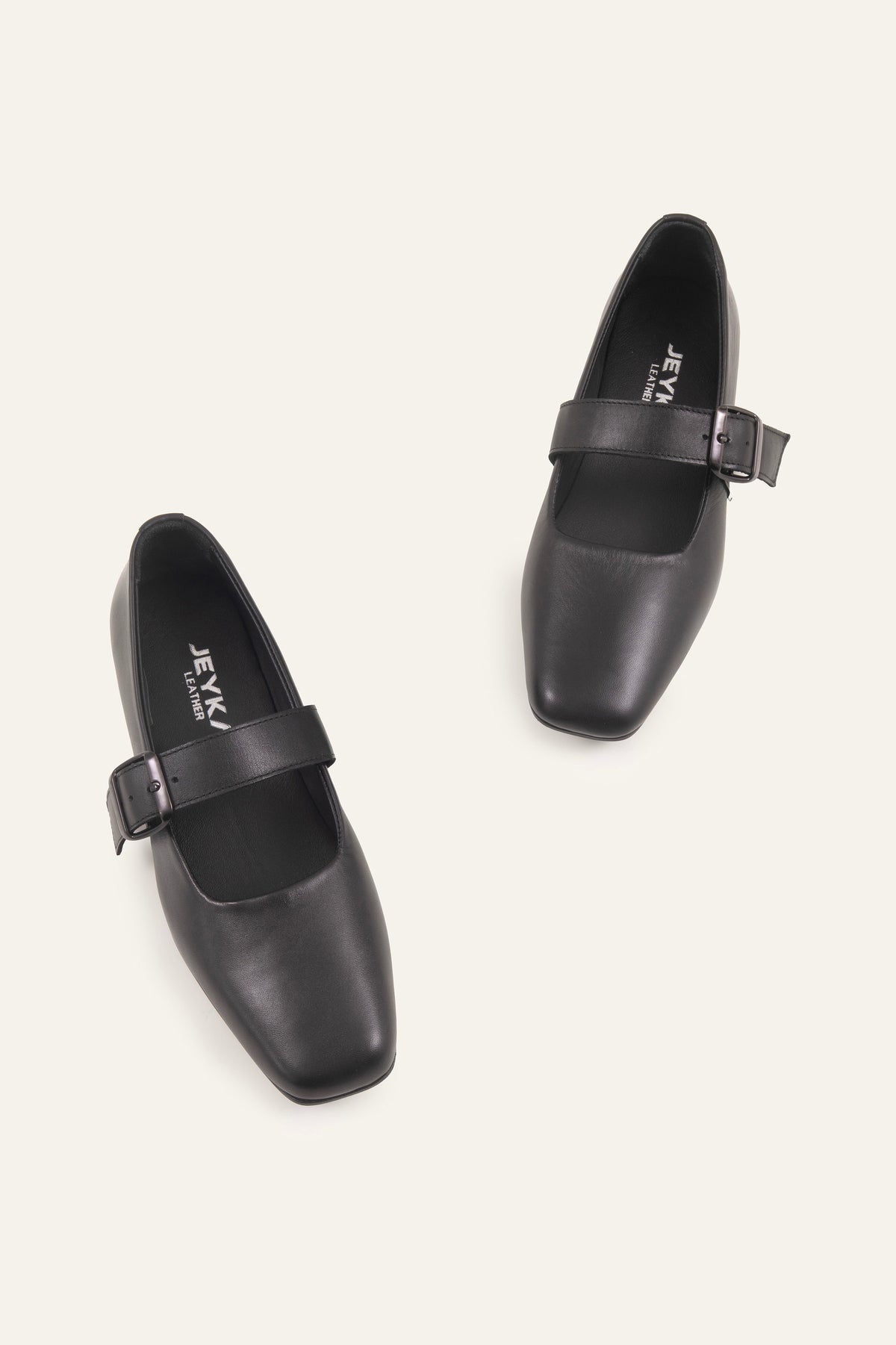 Torino Genuine Leather Women Mary Jane Flats Black - view 2