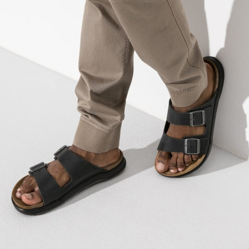 Arizona Cross Town Black Oiled Leather Regular