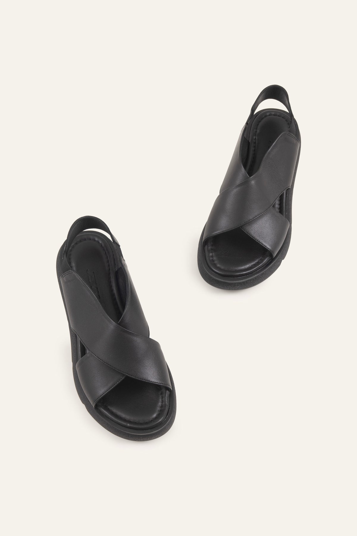 Bari Genuine Leather Women Platform Sandals Black - view 4