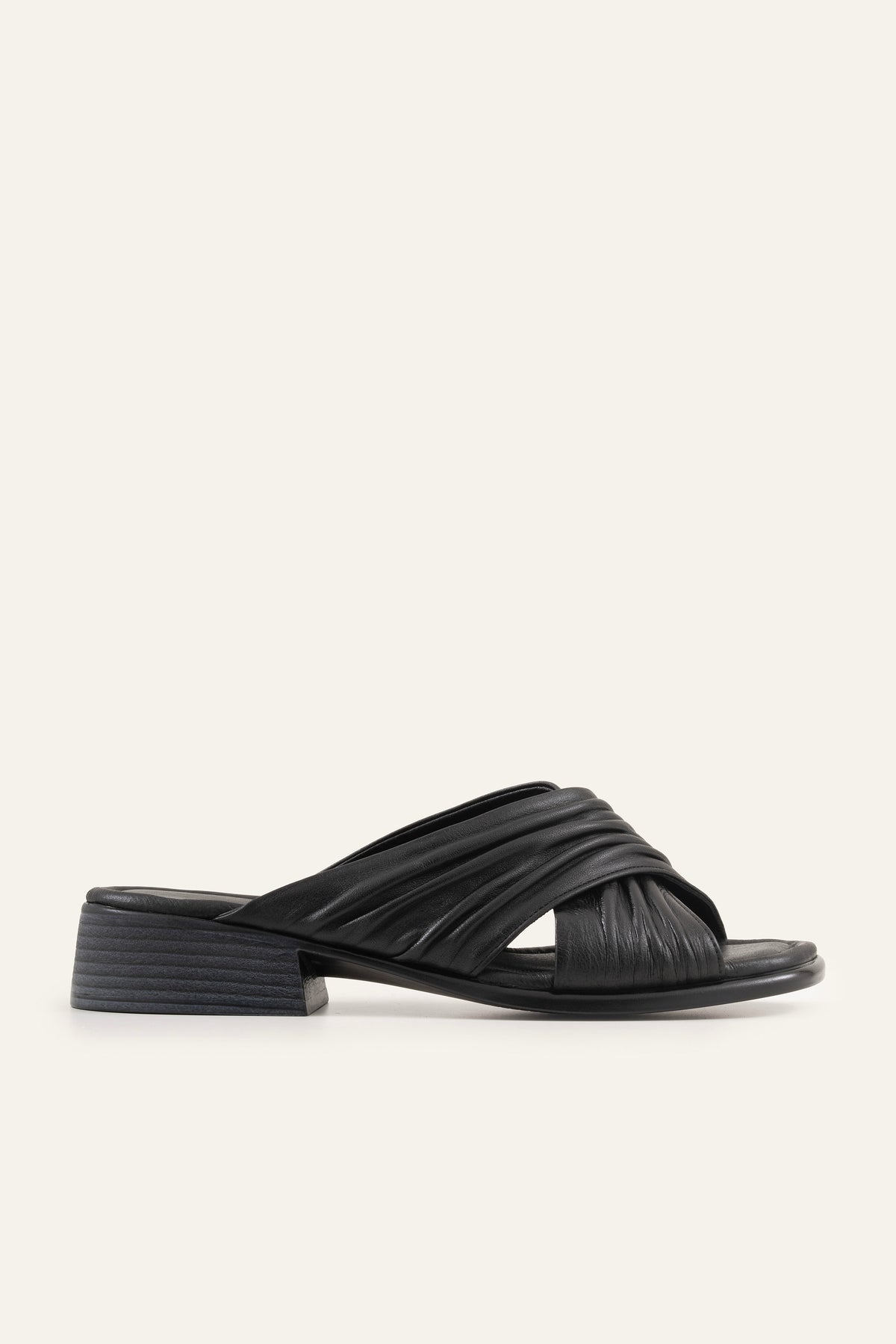 Procida Genuine Leather Women Low Heel Mules Black - view 1