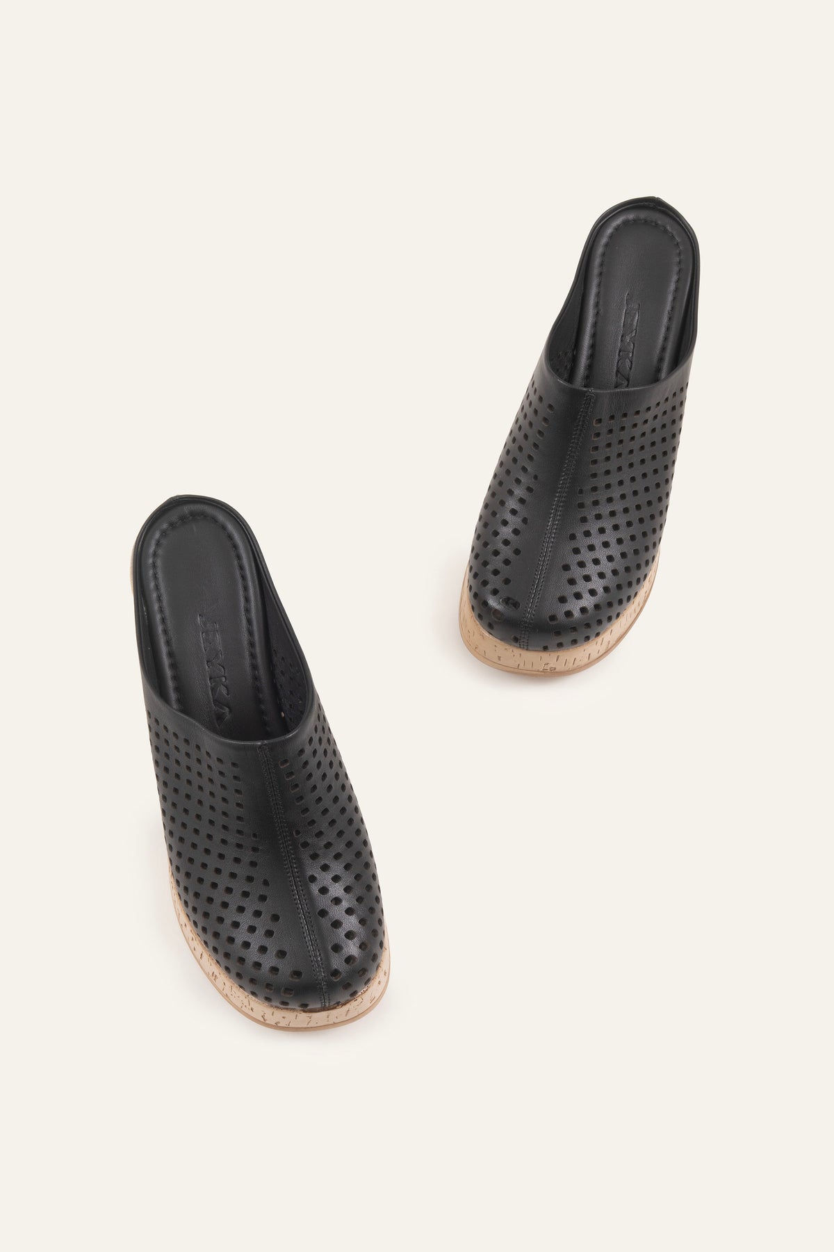 Ronda Genuine Leather Women Cork Heel Clogs Black - view 4