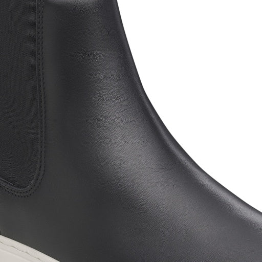 Bend Chelsea Black Smooth Leather Regular