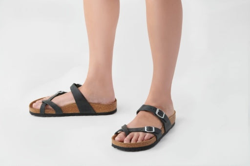 Mayari Black Oiled Leather Regular